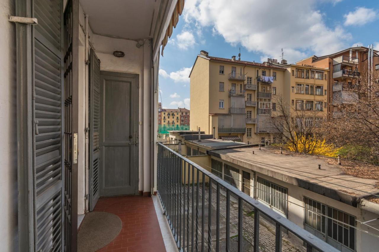 Appartamento In Piazza Adriano In Zona Cenisia Torino Eksteriør bilde